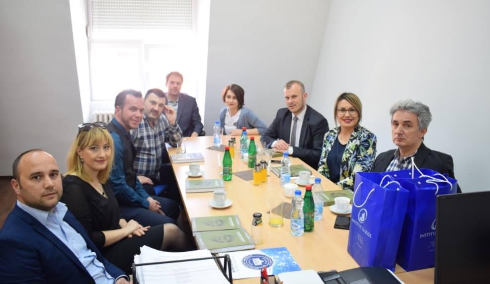 Predstavnici Instituta za jezik posjetili Fakultet za crnogorski jezik i književnost