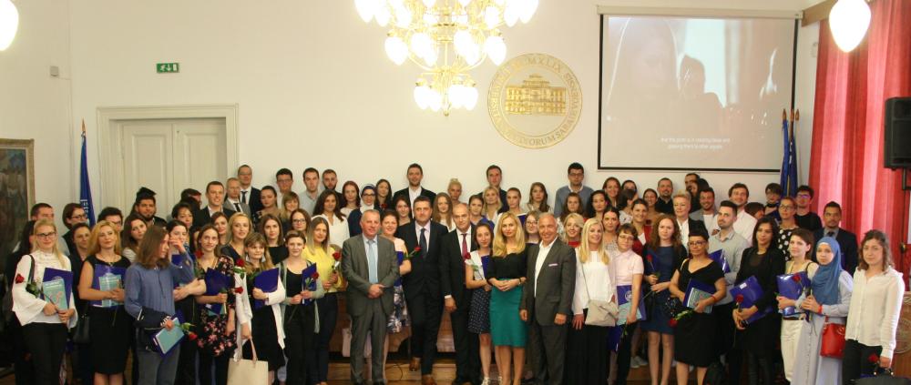 Univerzitet u Sarajevu zaposlio 87 asistenata i stručnih saradnika