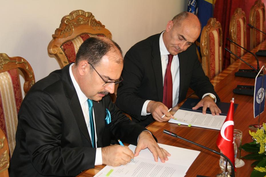Potpisan Memorandum o razumijevanju između Univerziteta u Sarajevu i Univerziteta Yildirim Beyazit