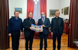 Susret biskupa mostarsko-duvanjskog i rektora Univerziteta u Sarajevu