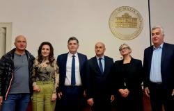 Univerzitet u Sarajevu potpisao ugovore sa Općom bolnicom „Prim. dr. Abdulah Nakaš“, Specijalnom bolnicom "Centar za srce - KM" i Specijalnom bolnicom za oftalmologiju Svjetlost