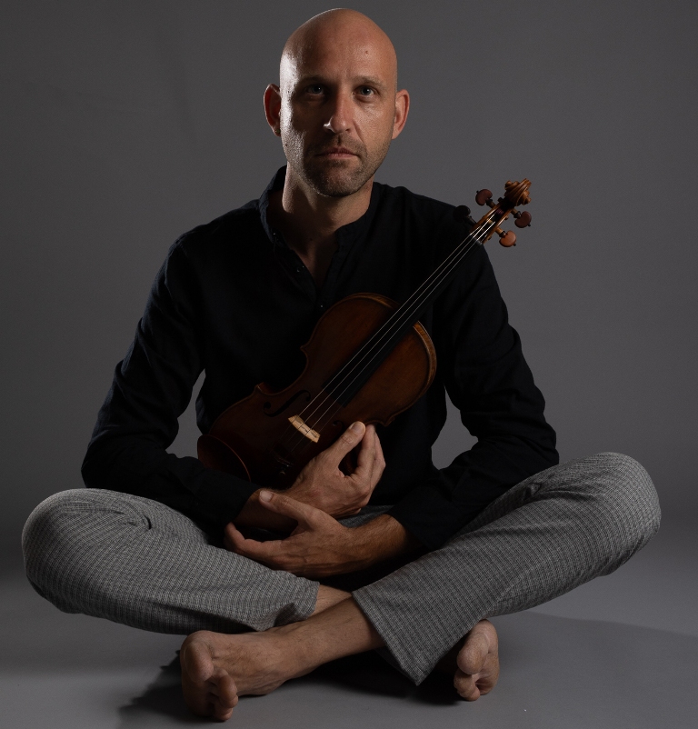Violinista Marko Pop Ristov i violončelista Isak Haračić na Muzičkoj ...