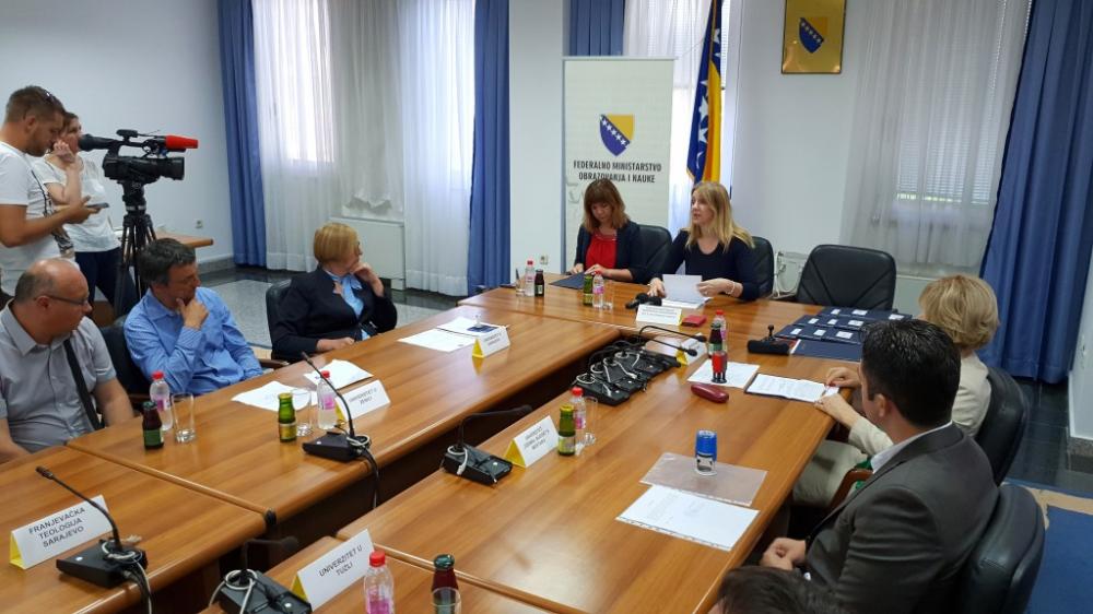 Federalno ministarstvo obrazovanja i nauke dodijelilo 1,28 miliona KM za oblast nauke