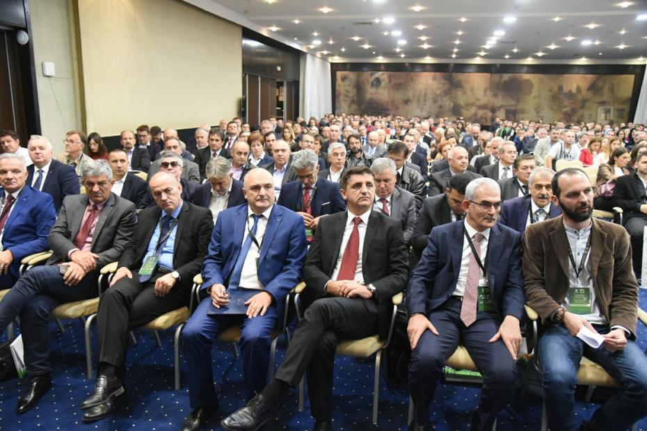 Međunarodni simpozij „Čovjek – šuma – nauka“