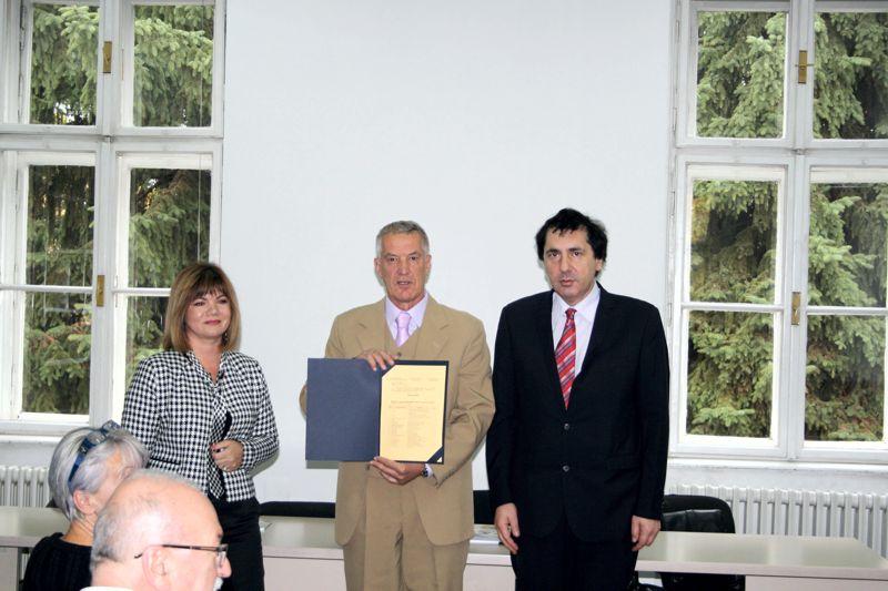 Federalno ministarstvo obrazovanja i nauke dodijelilo knjige univerzitetskim bibliotekama u Federaciji BiH
