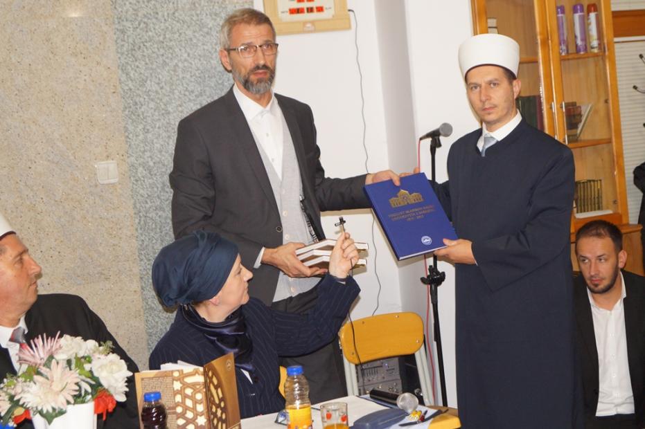 Održana promocija knjige o ulozi vakufa u razvoju Fakulteta islamskih nauka