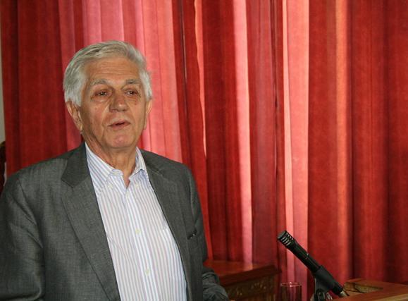Akademik Kemal Hanjalić