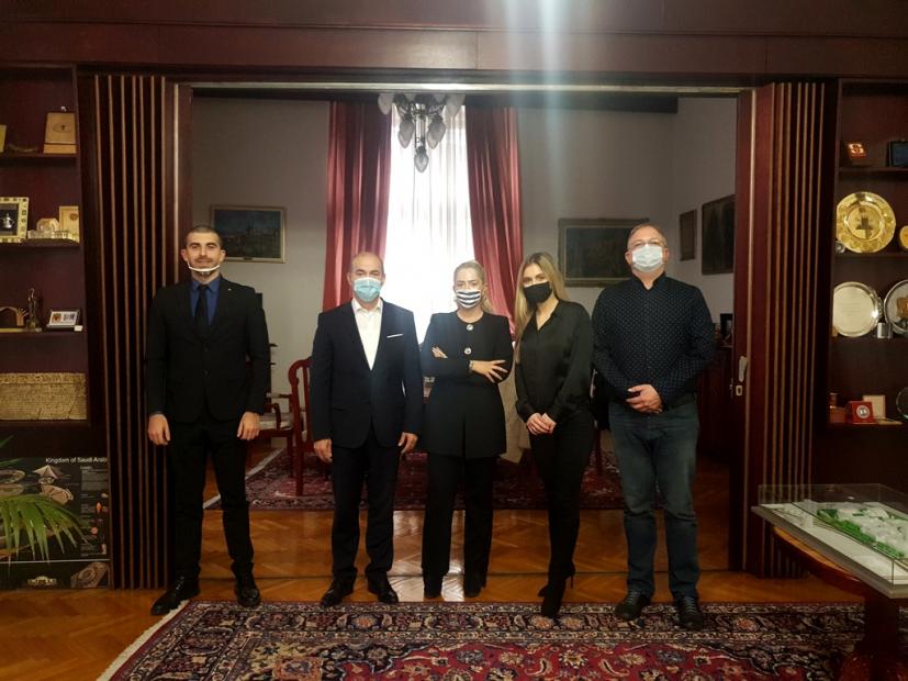 Predstavnici Vijeća mladih Kantona Sarajevo susreli se sa rektorom Univerziteta u Sarajevu