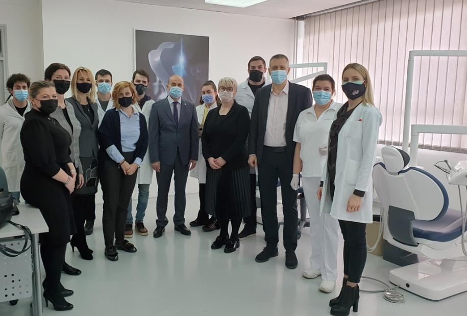 Ministrica za nauku, visoko obrazovanje i mlade KS i rektor Univerziteta u Sarajevu posjetili Stomatološki, Građevinski i Arhitektonski fakultet