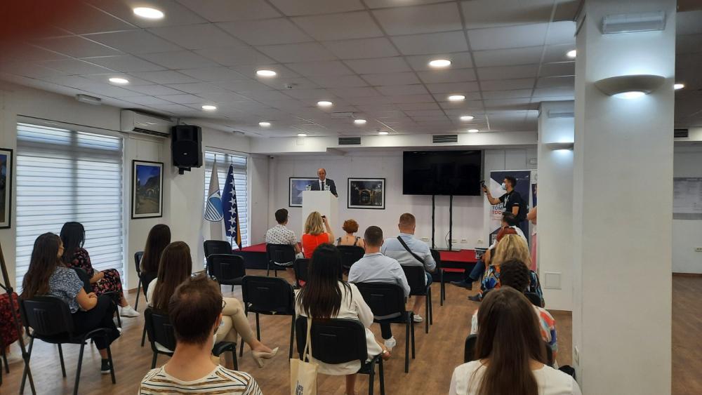 Simpozij postdiplomskih istraživanja iz biologije i hemije u okviru „12. dana BHAAAS-a u Bosni i Hercegovini“