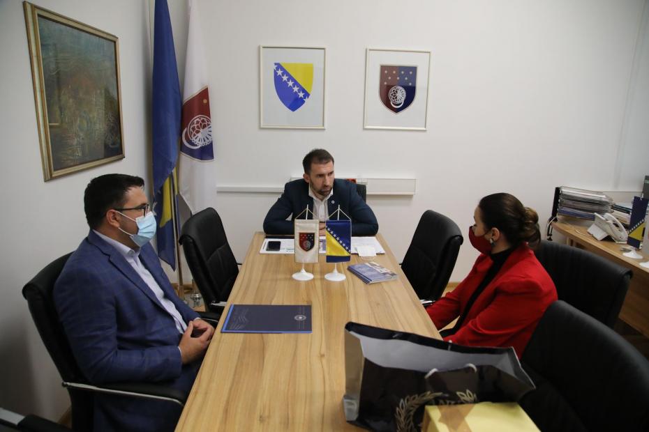 Predstavnici Filozofskog fakulteta UNSA posjetili Ministarstvo privrede Kantona Sarajevo