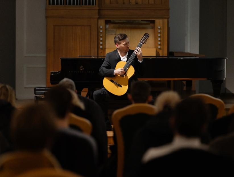 Na Muzičkoj akademiji  UNSA održan koncert Jure Cerkovnika