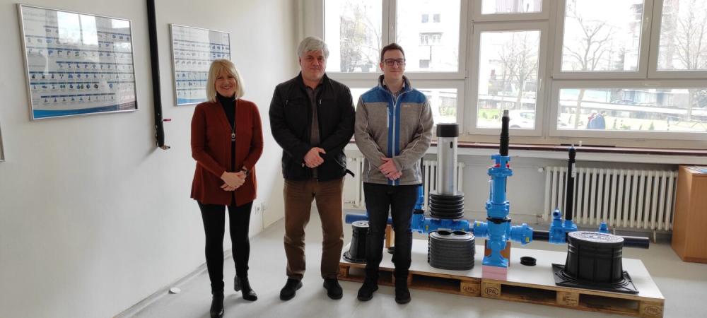 Poklon Hawle BAIO modela kompanije BIHEXO d.o.o. Odsjeku za hidrotehniku i okolišno inženjerstvo Građevinskog fakulteta UNSA