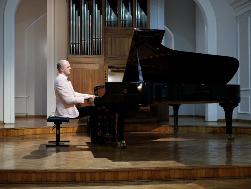 Pijanist Ivan Galić nastupio na Muzičkoj akademiji UNSA