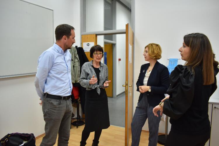 Florence Hartmann o ulozi medija u sukobima u BiH i svijetu