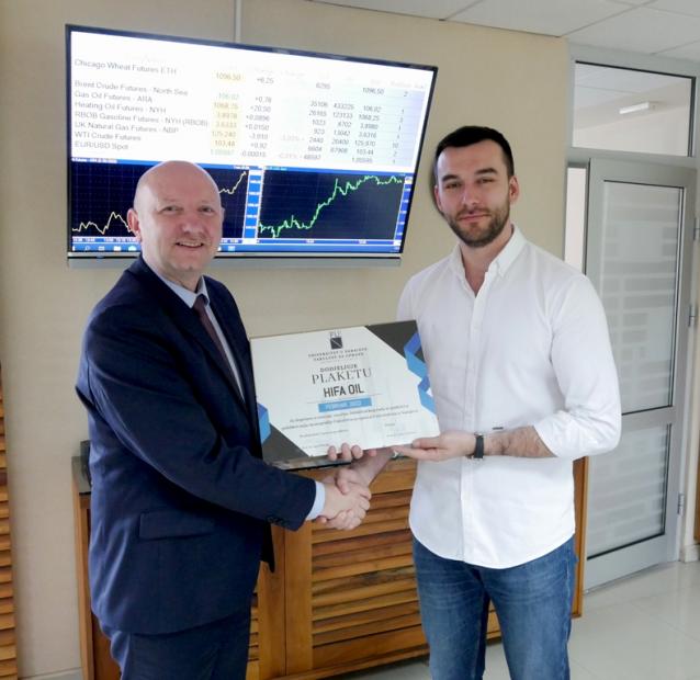 Fakultet za upravu UNSA: Kompaniji HIFA-OIL d.o.o. dodijeljena plaketa za doprinos u razvoju naučnoistraživačkog rada