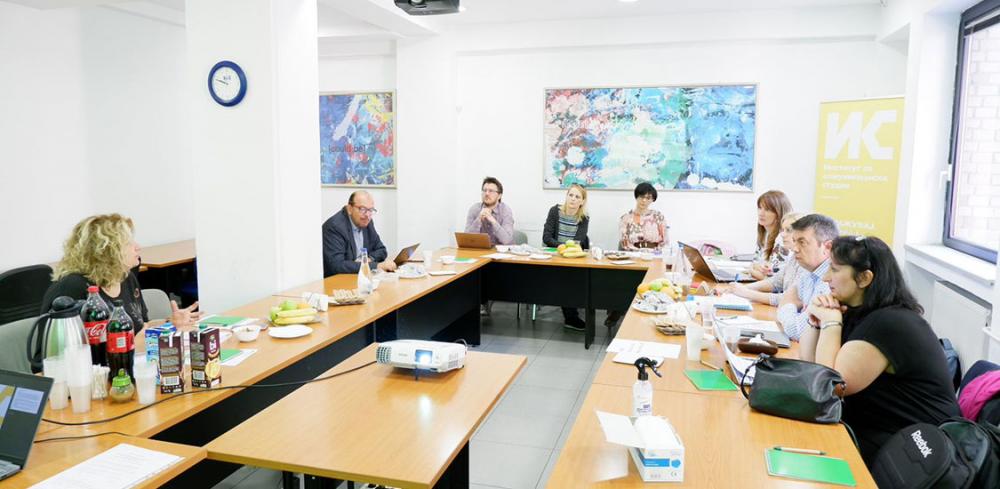 Mainstreaming Environmental Communication through Online Learning and Virtual Mobility