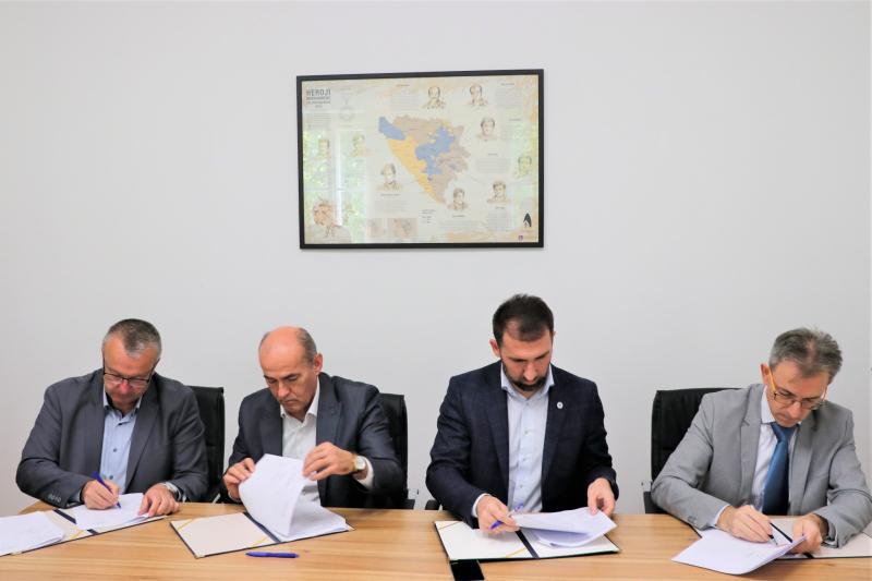 Ministar Delić najavio: U Kantonu Sarajevo počinje provođenje generacijskog projekta u govedarstvu