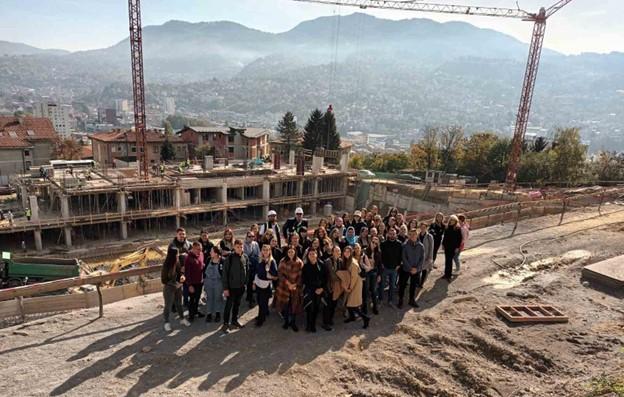 Studenti Arhitektonskog fakulteta UNSA posjetili gradilište Park Residence na Crnom vrhu