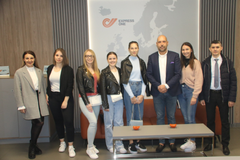 Studenti Fakulteta za saobraćaj i komunikacije UNSA posjetili kompaniju EXPRESS ONE