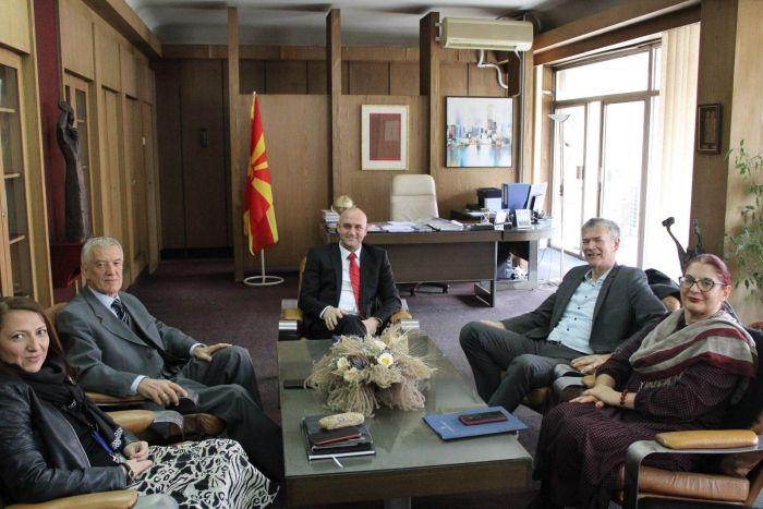 Direktor Nacionalne i univerzitetske biblioteke Bosne i Hercegovine na Cobiss danima u Nacionalnoj i univerzitetskoj biblioteci „Sv. Kliment Ohridski“ u Skopju