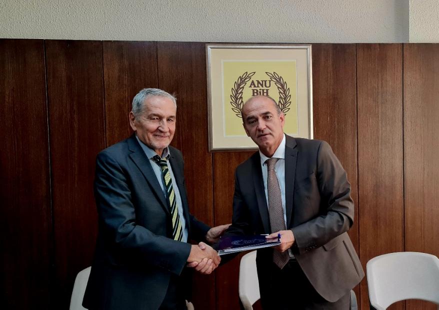 Potpisan Sporazum o saradnji između Akademije nauka i umjetnosti Bosne i Hercegovine i Univerziteta u Sarajevu