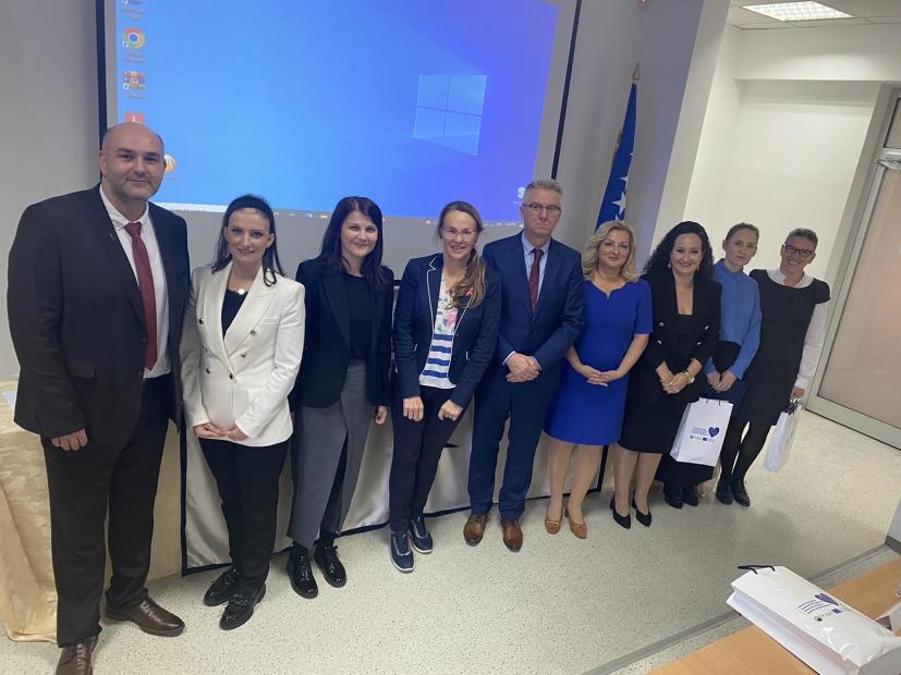 Na Farmacetuskom fakultetu Univerziteta u Sarajevu održan naučni simpozij “Medicinski kanabis – dokazi i kontroverze”