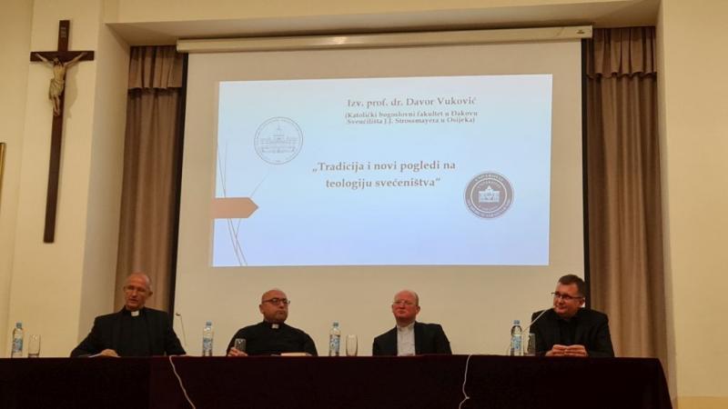 Održan međunarodni znanstveni simpozij „Teologija svećeništva – identitet svećenika u duhu sinodalnosti Crkve“