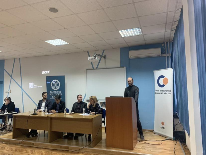 Na Fakultetu političkih nauka UNSA održana panel diskusija „Izravno o zviždačima u BiH“