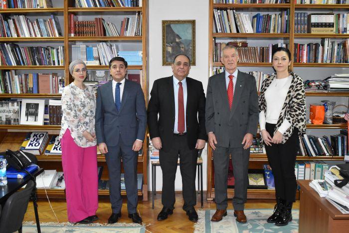 Nacionalnu i univerzitetsku biblioteku BiH posjetio ambasador Republike Azerbejdžan u BiH