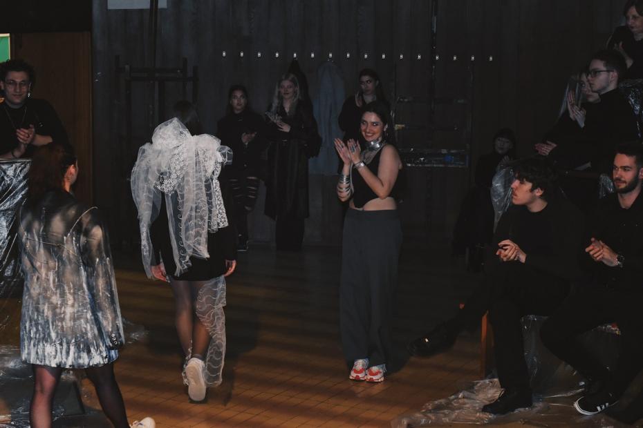 Modna revija ''Afterlife'' u organizaciji Impakt tima održana na Akademiji likovnih umjetnosti UNSA