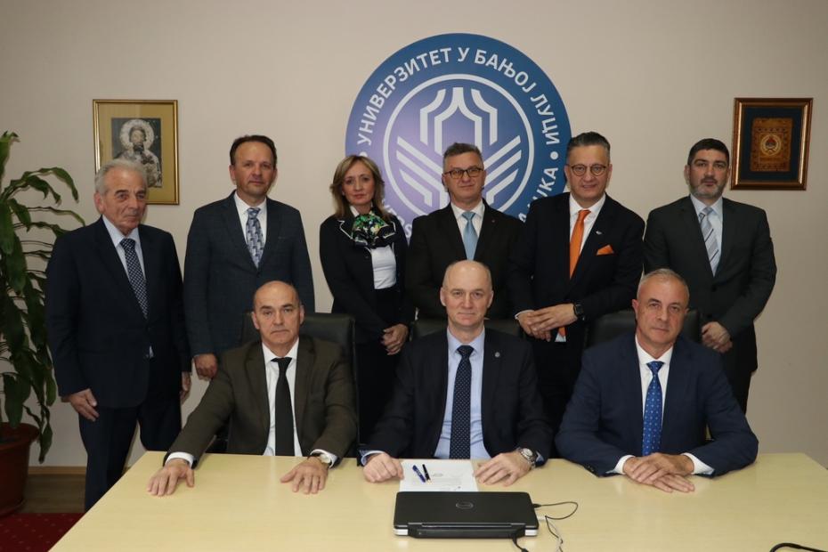 Uručene plakete Rektorske konferencije/zbora BiH