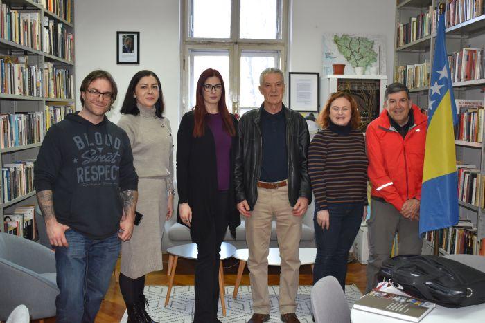 Matthew Stevenson posjetio Nacionalnu i univerzitetsku biblioteku BiH