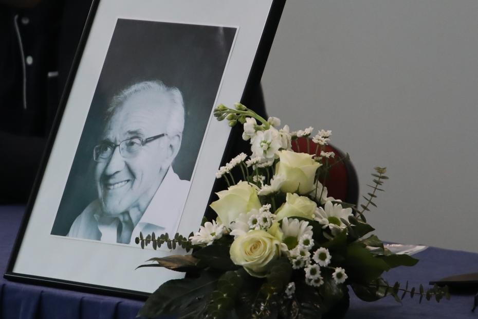 Obavijest o održanoj komemorativnoj sjednici povodom smrti prof. dr. Midhata Riđanovića