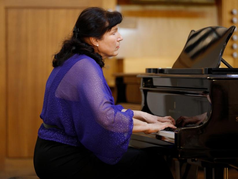 Pijanistica Zuzana Niederdorfer nastupila na Muzičkoj akademiji UNSA