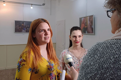 U Subotici otvorena otvorena prva samostalna izložba fotografija Mine Vavan
