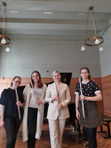Winds of Central Europe | Viša ass. dr. Mirna Mlikota-Dizdarević i dvije studentice smjer Flauta, Tara Kušić i Stela Strand, boravile u Budimpešti