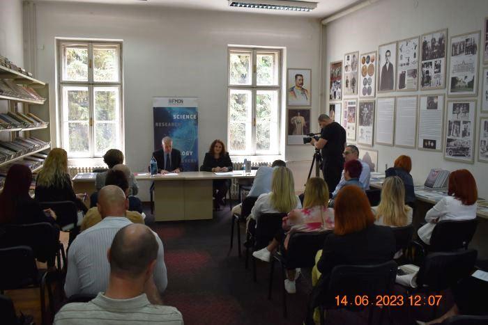 Ministrica Duraković uručila recentna izdanja javnim univerzitetskim bibliotekama u FBiH