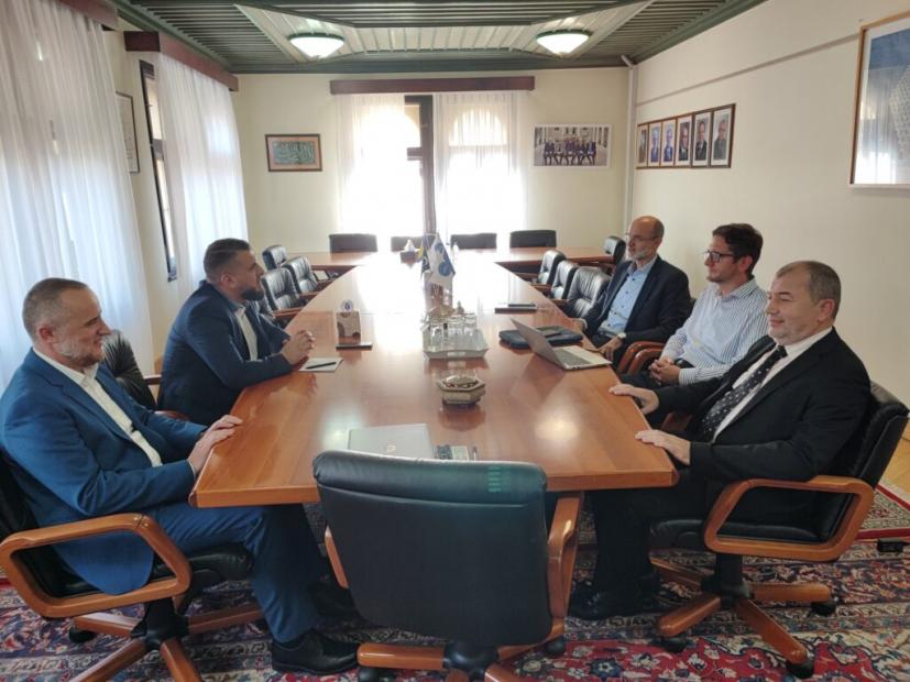 Delegacija Fakulteta za islamske studije u Novom Pazaru u posjeti Fakultetu islamskih nauka UNSA