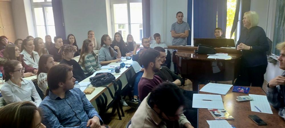 Nastavnici i učenici Muzičke škole "Trebinje" posjetili Muzičku akademiju UNSA