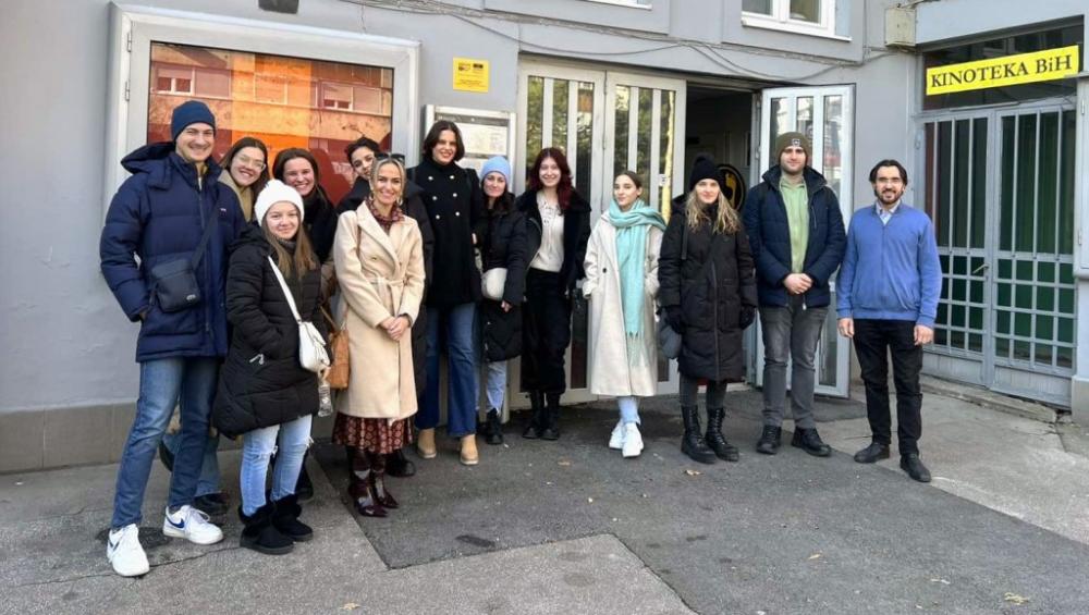 Studenti prve godine master studija Odsjeka za žurnalistiku/komunikologiju Fakulteta političkih nauka UNSA posjetili Kinoteku BiH