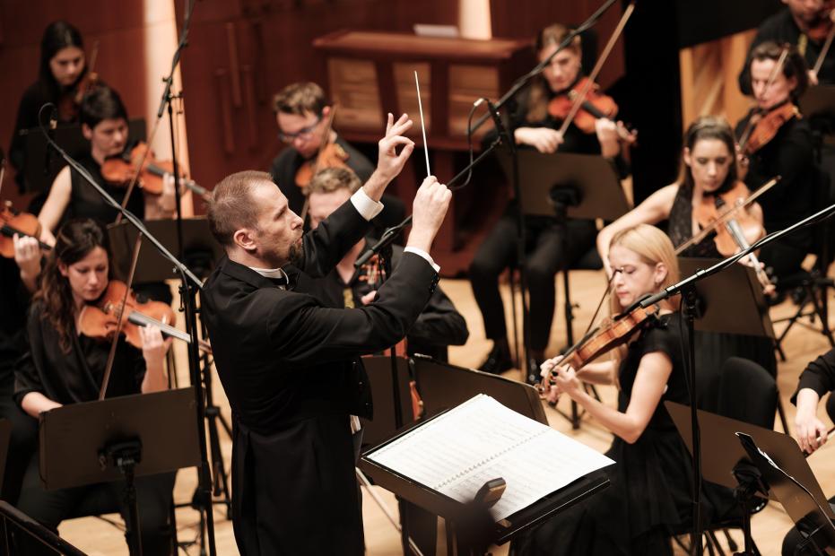 Van. prof. mr. Dario Vučić bio je gost dirigent Crnogorskog simfonijskog orkestra