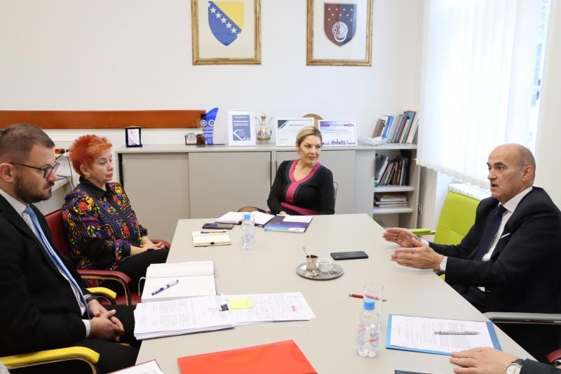 Sastanak ministrice za nauku, visoko obrazovanje i mlade KS i rektora Univerziteta u Sarajevu
