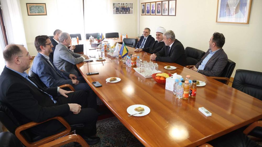 Reisul-ulema posjetio Fakultet islamskih nauka UNSA