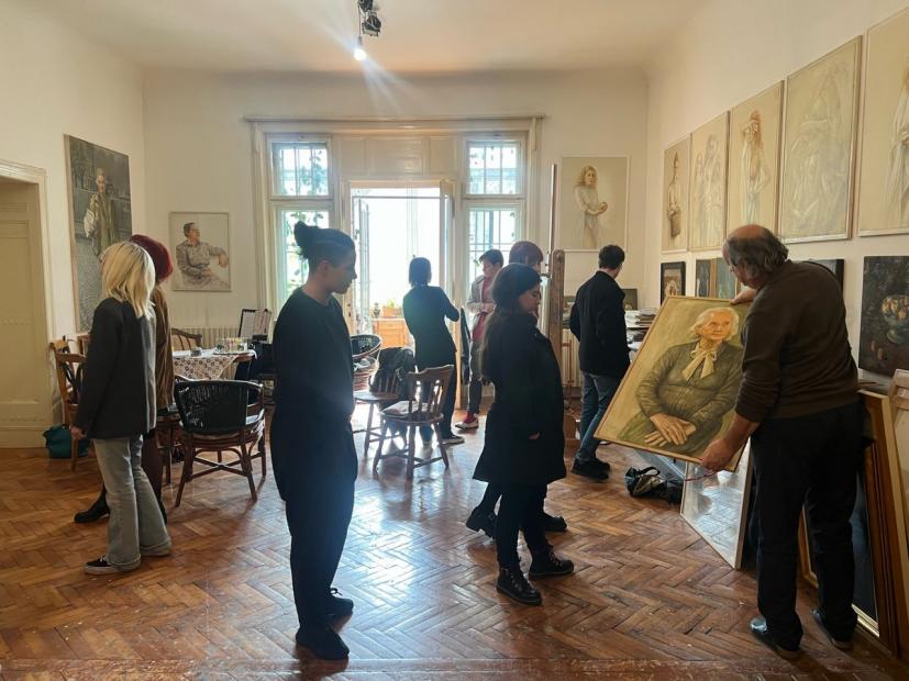 Posjeta studenata Akademije likovnih umjetnosti UNSA ateljeu akademskog slikara i grafičara Irfana Hoze