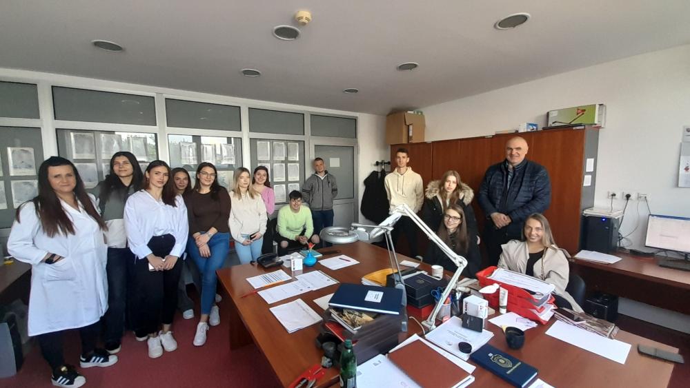 Posjeta studenata Fakulteta za kriminalistiku, kriminologiju i sigurnosne studije Centru za forenzička ispitivanja, vještačenja i istraživanja Federalne uprave policije