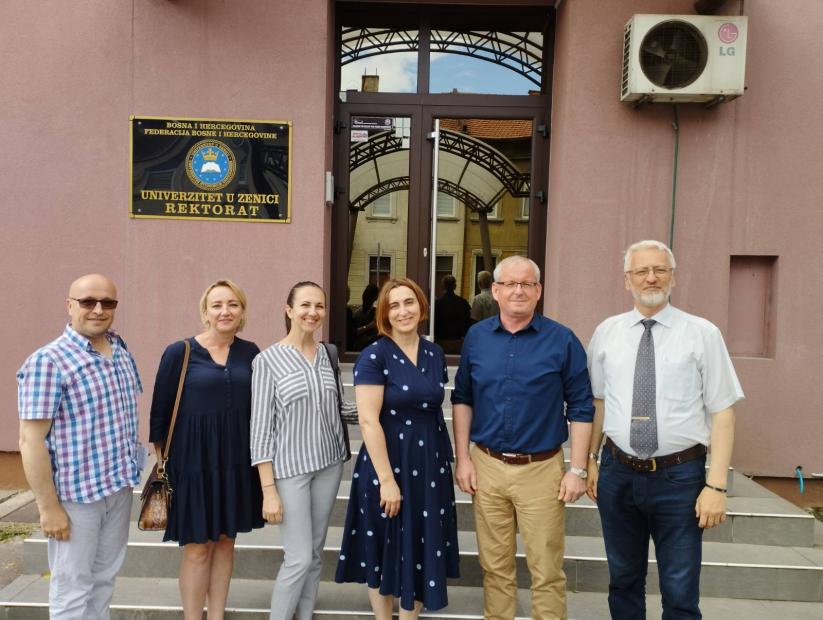U okviru projekta „Razvoj okvira stručnog usavršavanja akademskog osoblja na javnim univerzitetima u BiH – TRAIN BiH“ realizirana posjeta Univerzitetu u Zenici 