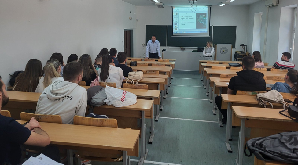 Na Fakultetu za saobraćaj i komunikacije UNSA održano gostujuće predavanje mr. Nihada Čorbića