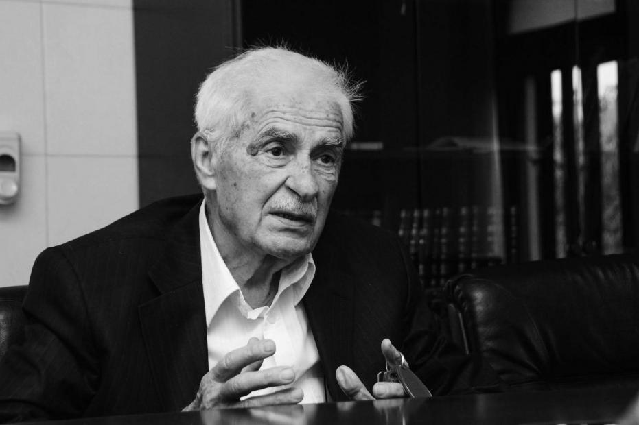 Profesor emeritus dr. Omer Nakičević