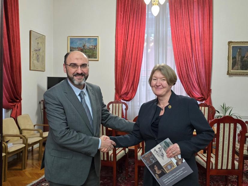 Ambasadorica Republike Češke posjetila Univerzitet u Sarajevu | Razgovori o saradnji i jačanje veza kroz obrazovanje, nauku i umjetnost